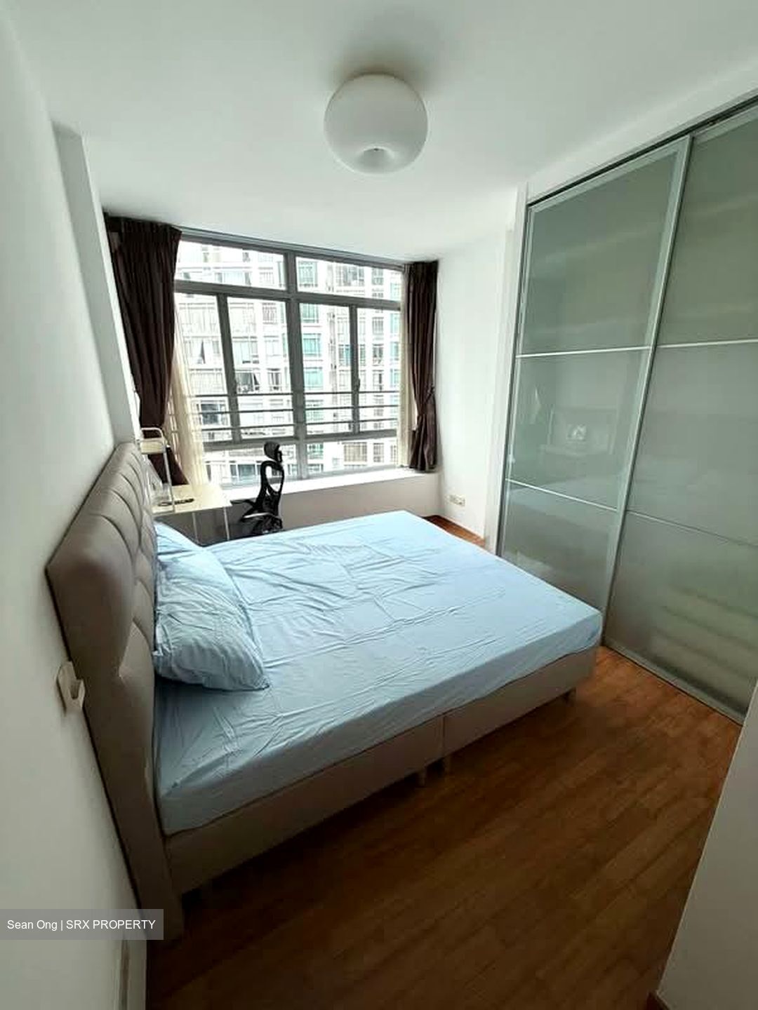 The Lakeshore (D22), Condominium #560711271